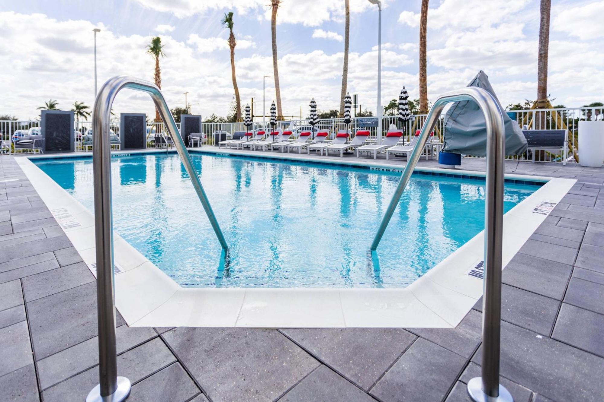 Towneplace Suites Port St. Lucie I-95 Exterior photo